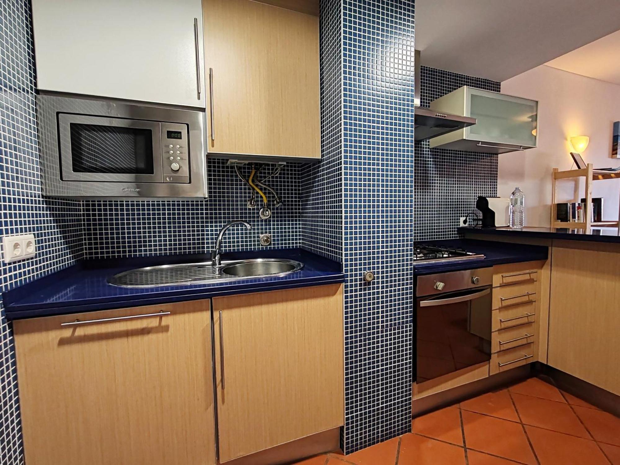 1b Terrace B - Casas & Papeis * Armação de Pêra